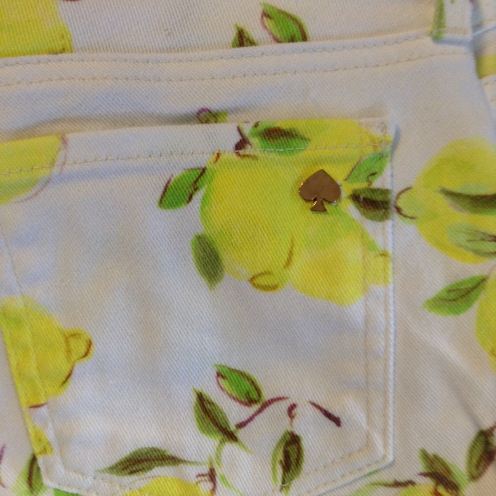 Jeans - Picture 3 of 5